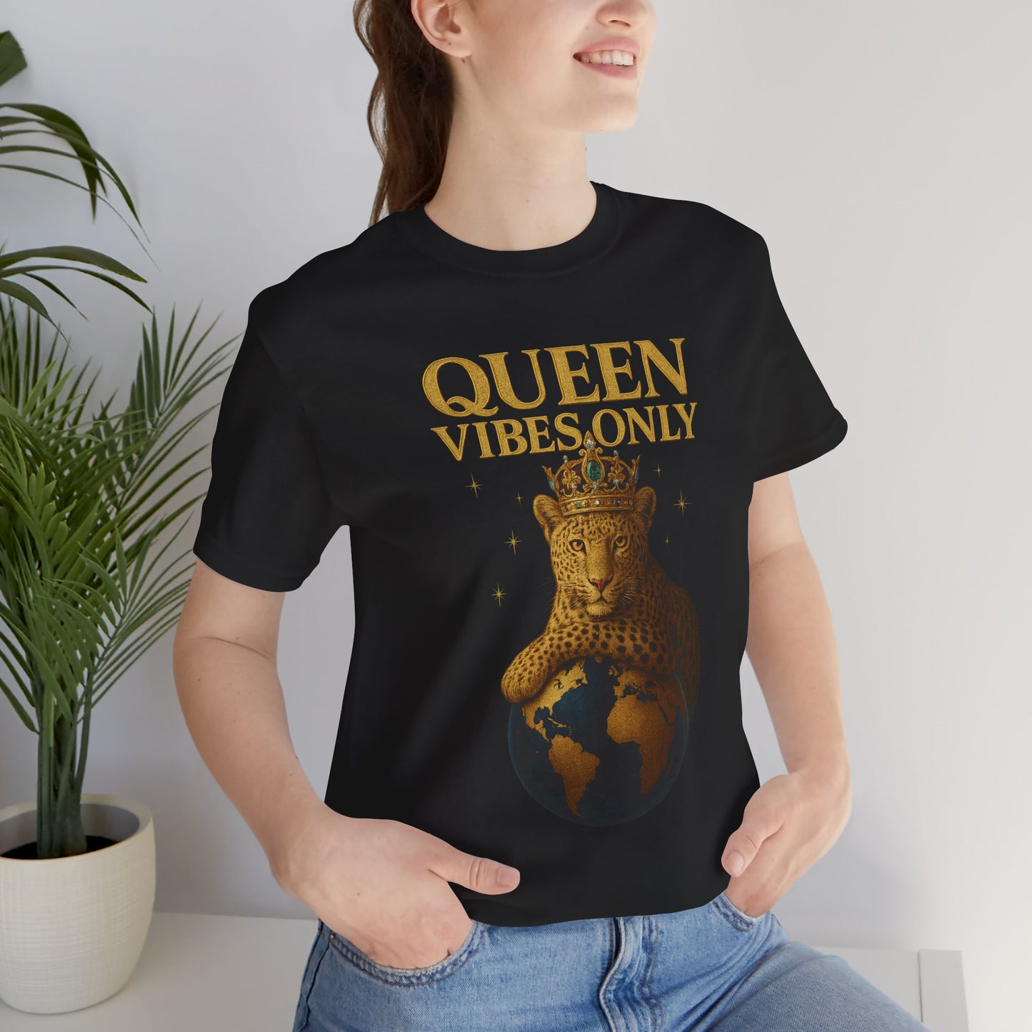 Queen Vibes Only T-Shirt | Unisex Graphic Tee, Empowerment Shirt, Casual Wear, Trendy Everyday Style